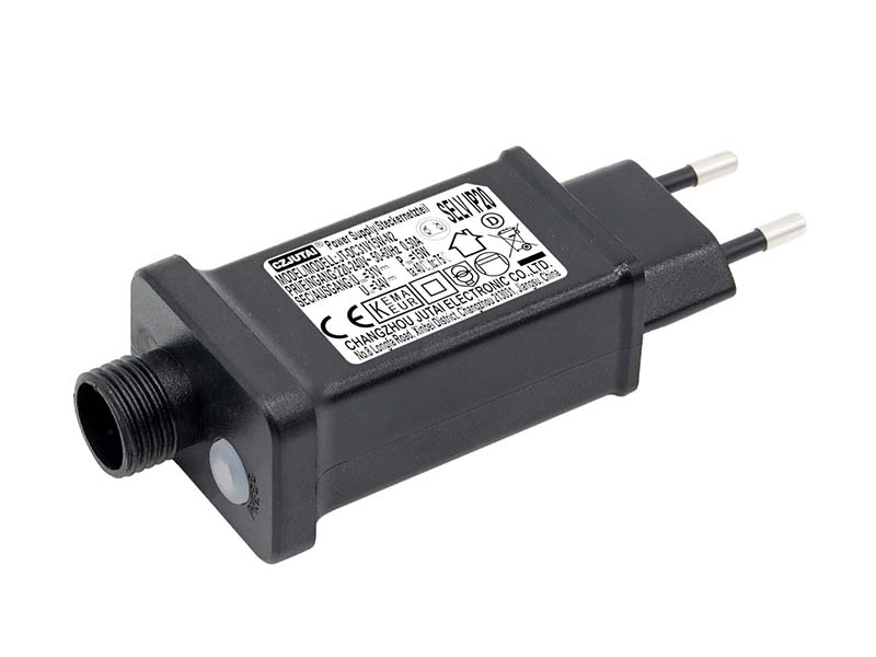 15W系列歐規(guī)GS/CE立式戶內常亮帶調光功能電源